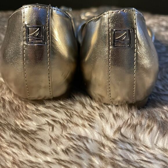 Sperry Top Sider Morgan Gold Woven Flats Sz 8 NWOT - Picture 5 of 7